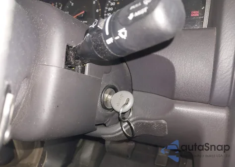 2000 Jeep Grand Cherokee Laredo из США, поврежденный, VIN 1J4G248S9YC301523